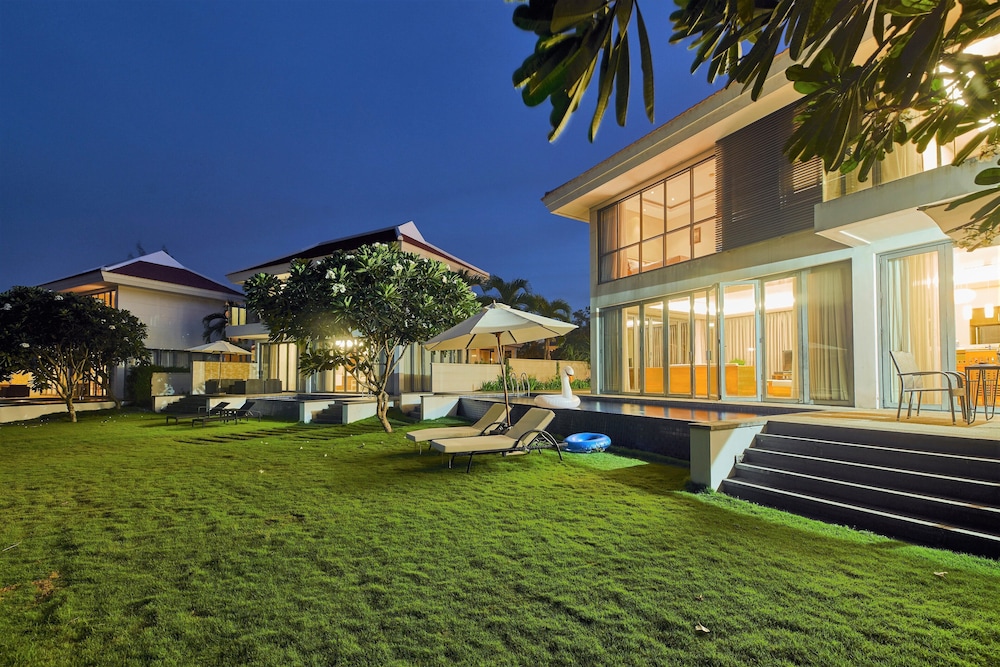 Ocean Villas Beach Resort