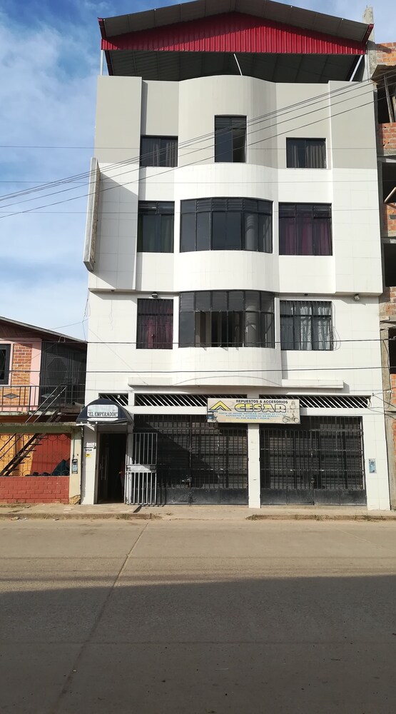 Hospedaje El Emperador