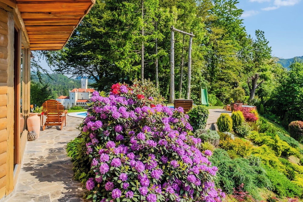Castle View Haven With Wellness And Pool