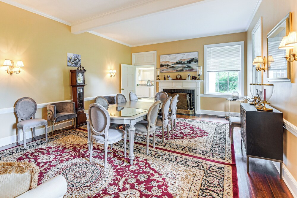 16 Mi to Baltimore: Spacious Home in Owings Mills!
