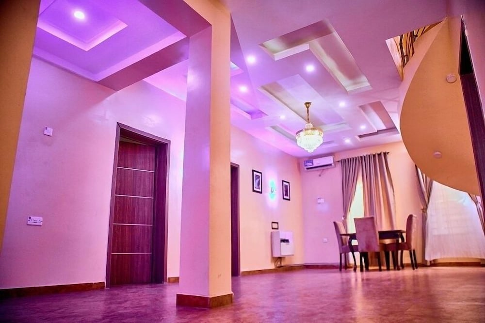 EVC Apartments