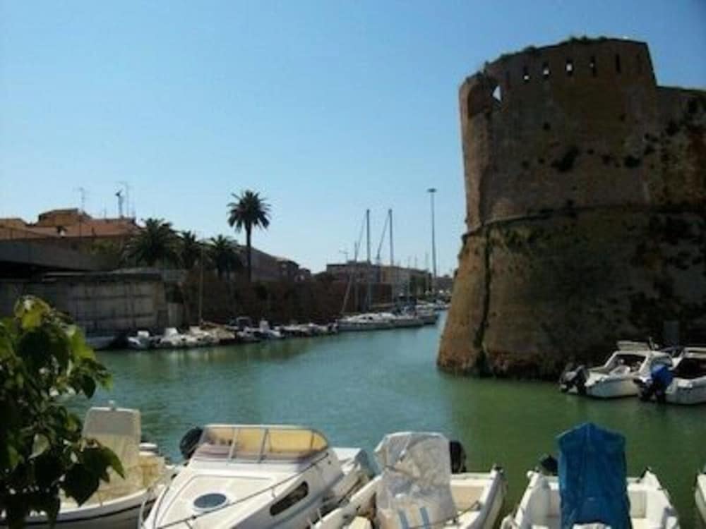 Photo 43