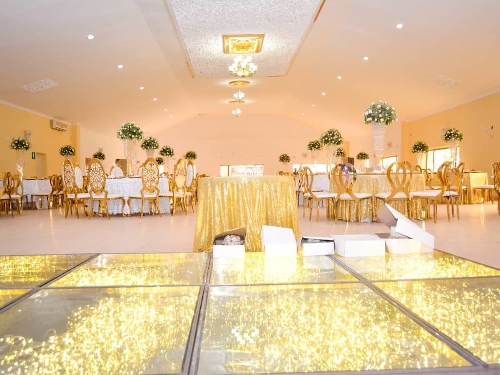 meeting & event spaces