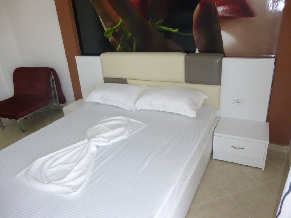 Ideal Aparthotel