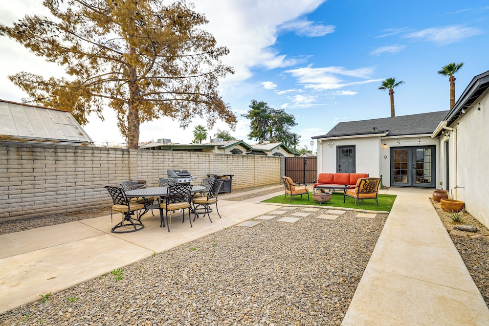 1 Mi to Grand Ave: Modern Home w/ Spacious Yard!