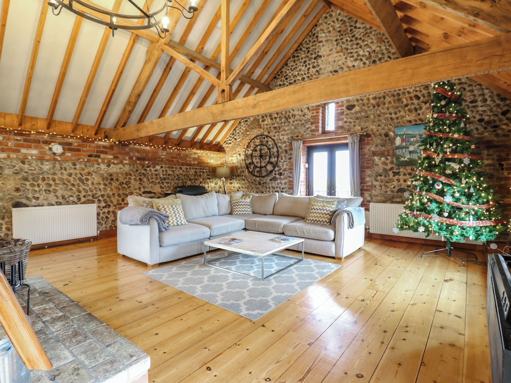 Bridge Barn