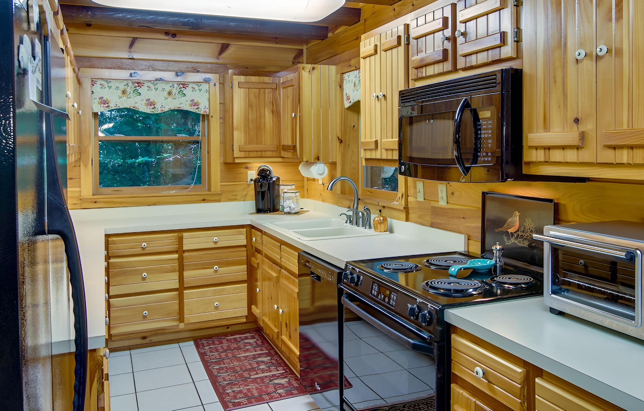 Secluded Rustic Cabin Next to South Toe River! view 3