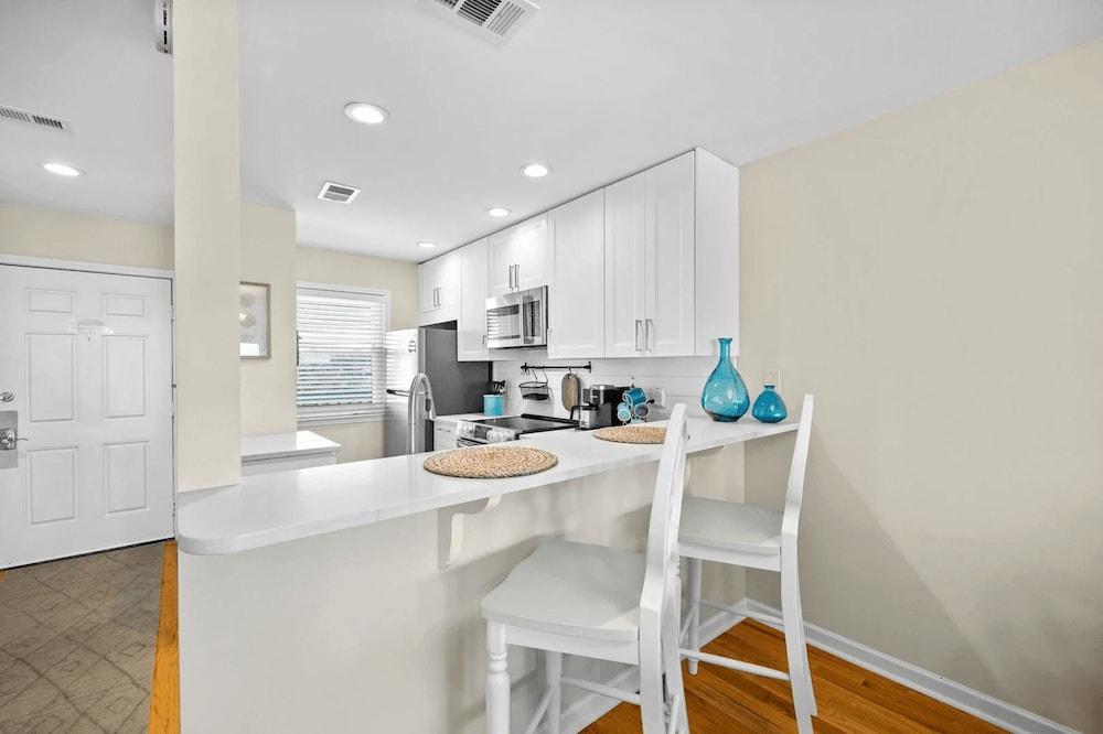 Blue Marlin by Avantstay Beachfront w Views Pool Access Beach Chairs