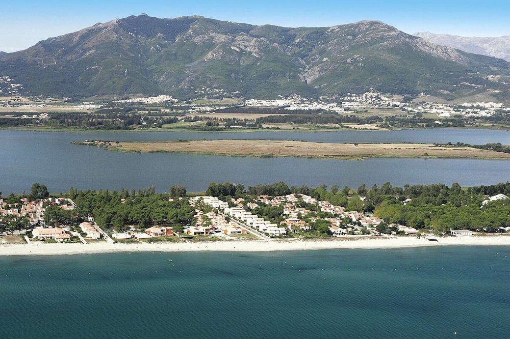 Apartment by Lido Beach & Biguglia Lagoon