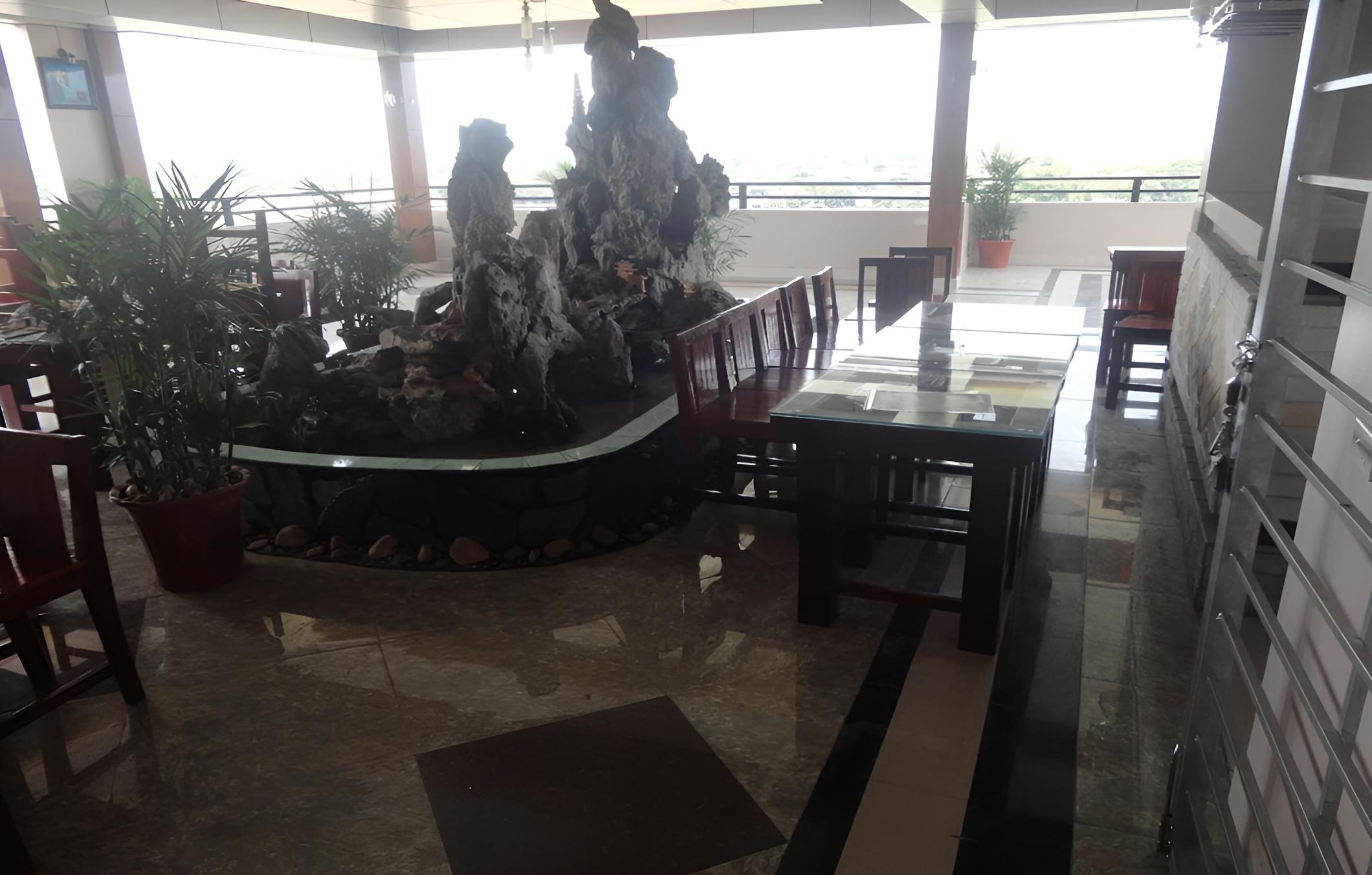 Ruby Hotel Dien Bien