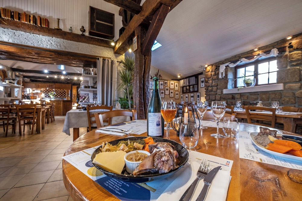 Domaine le Puits de Jeanne view 2