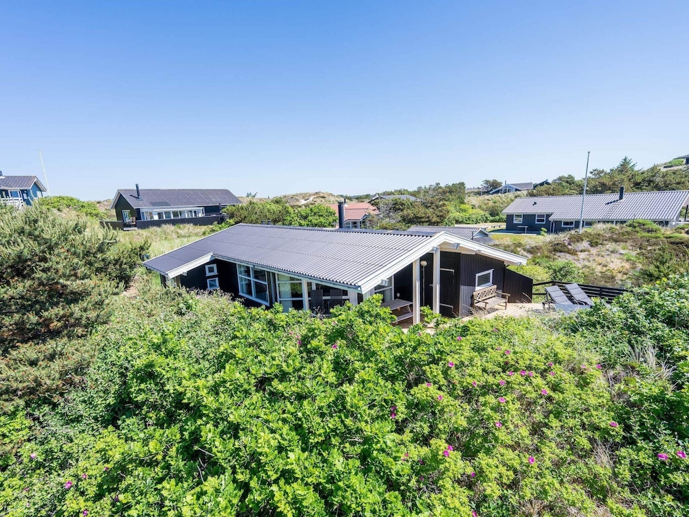 6 Person Holiday Home in Henne