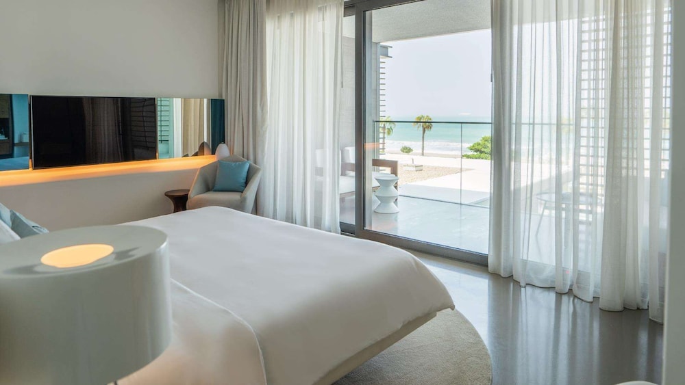Nikki Beach Resort & Spa Dubai