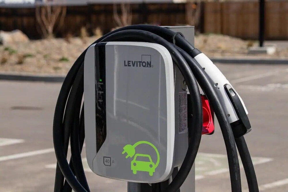 Vernon Vacations - Romantic Lakeside Studio Suite - Property Image 3