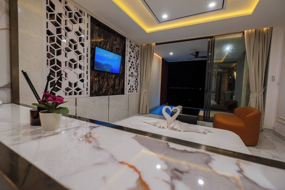 MADUSEA GRAND VILLA