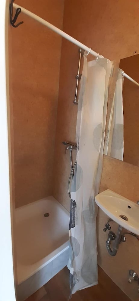 2-Rent Group Hostel Apartments EVE74