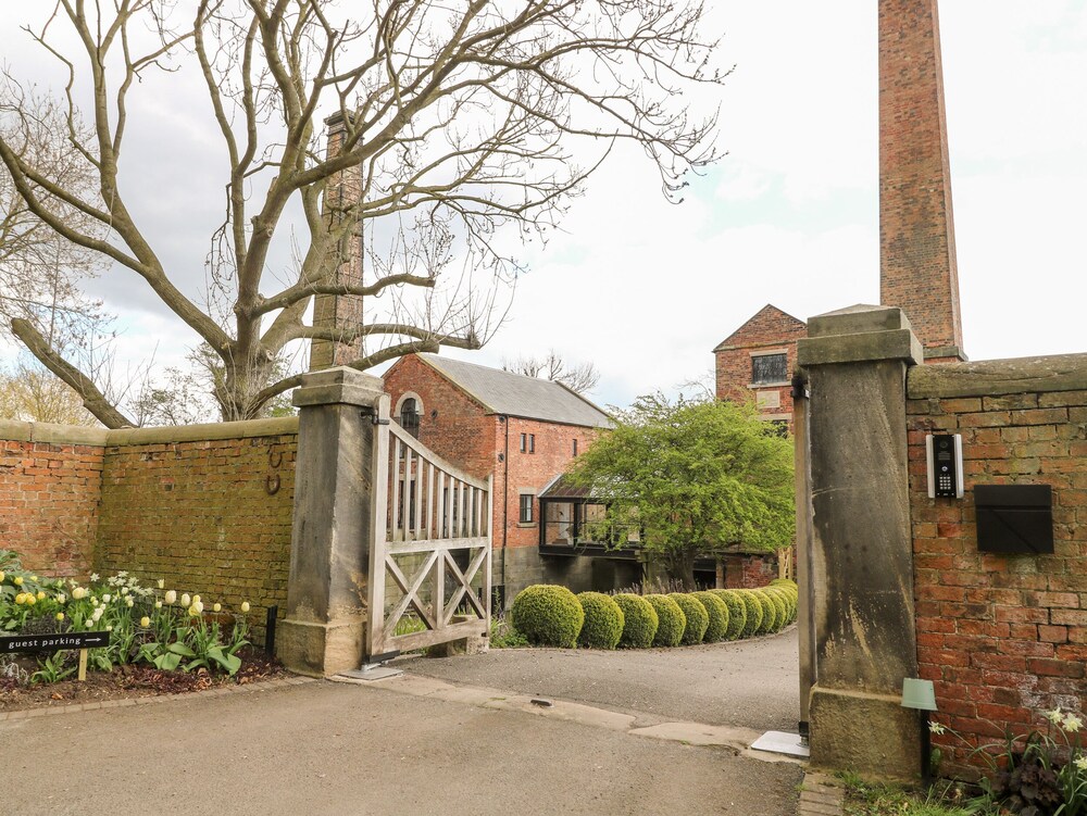 The Pump House Art Studio