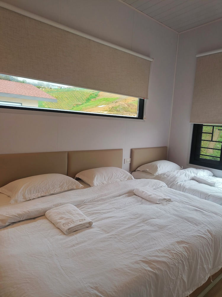 The Pampines Villa