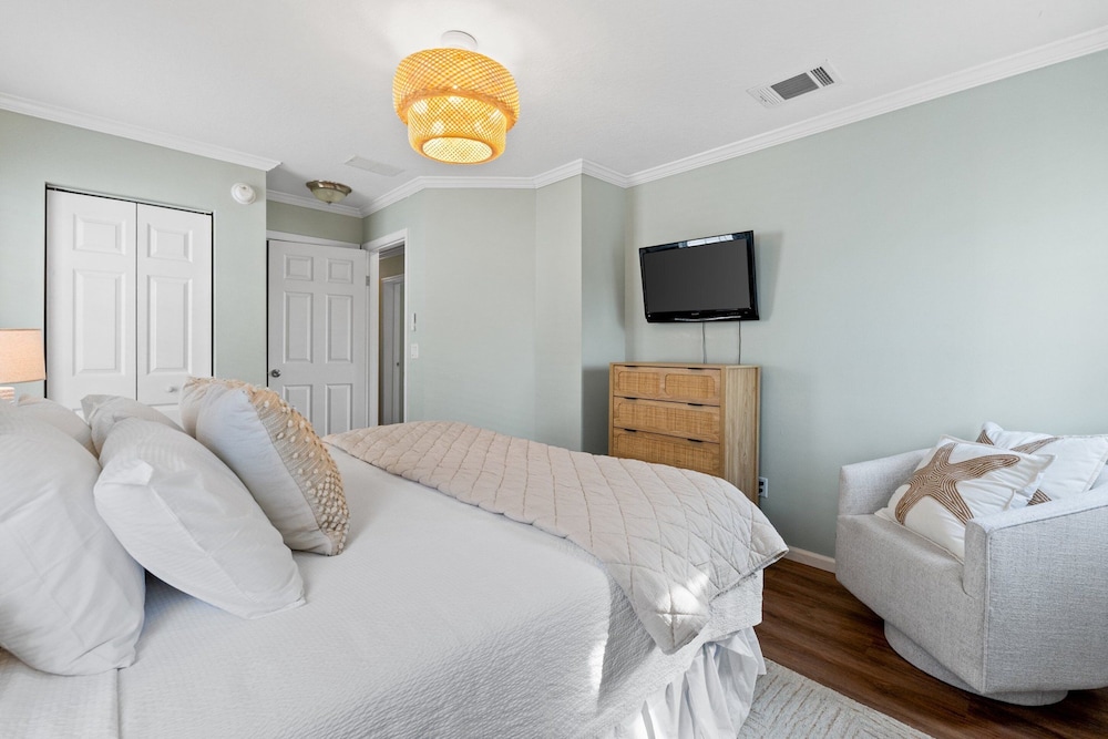 Pet Friendly Beach House - Hakuna Matata