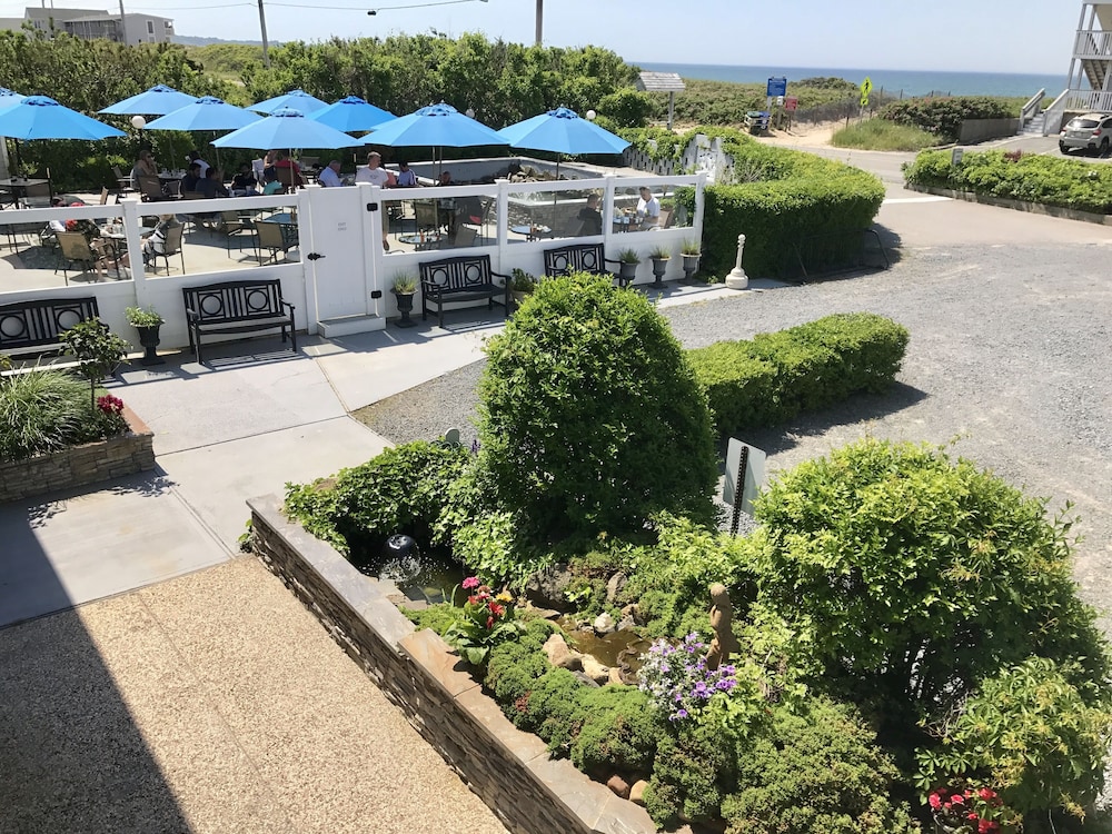 Top Mast Resort