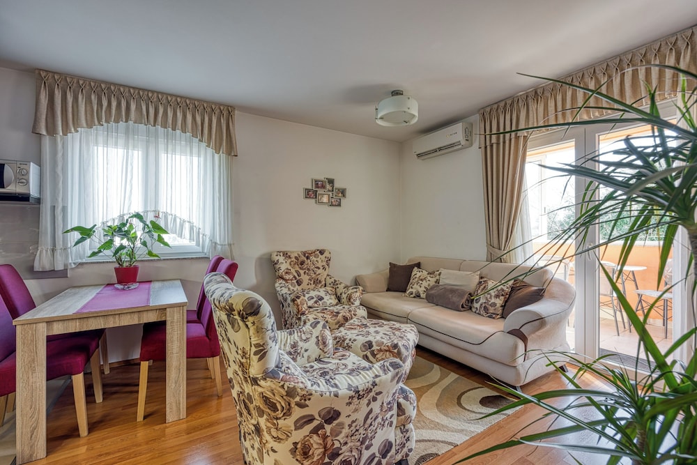 Apartment Kaya