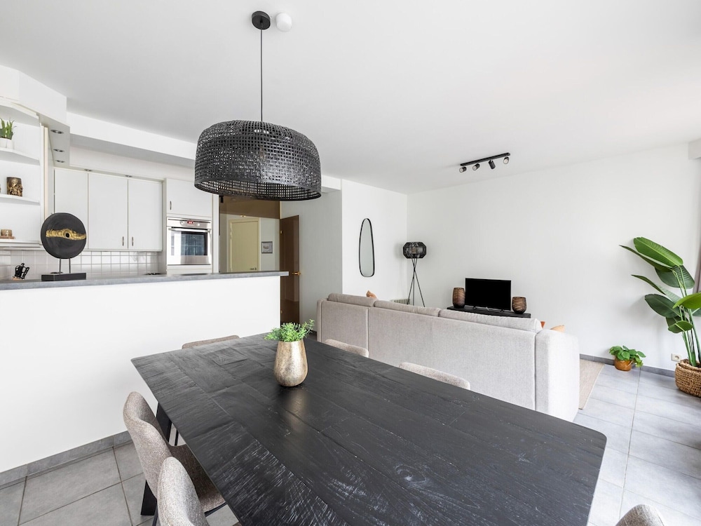 Apartment in Oostende With Balcony
