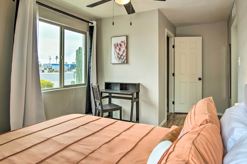 Lovely Tucson Home ~ Walk to Reid Park Zoo! view 5