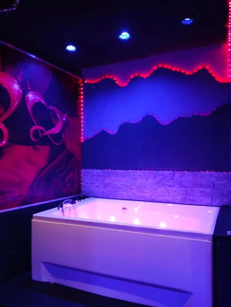 Loveroom Toulon