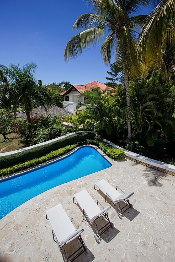 Villa Las Piñas