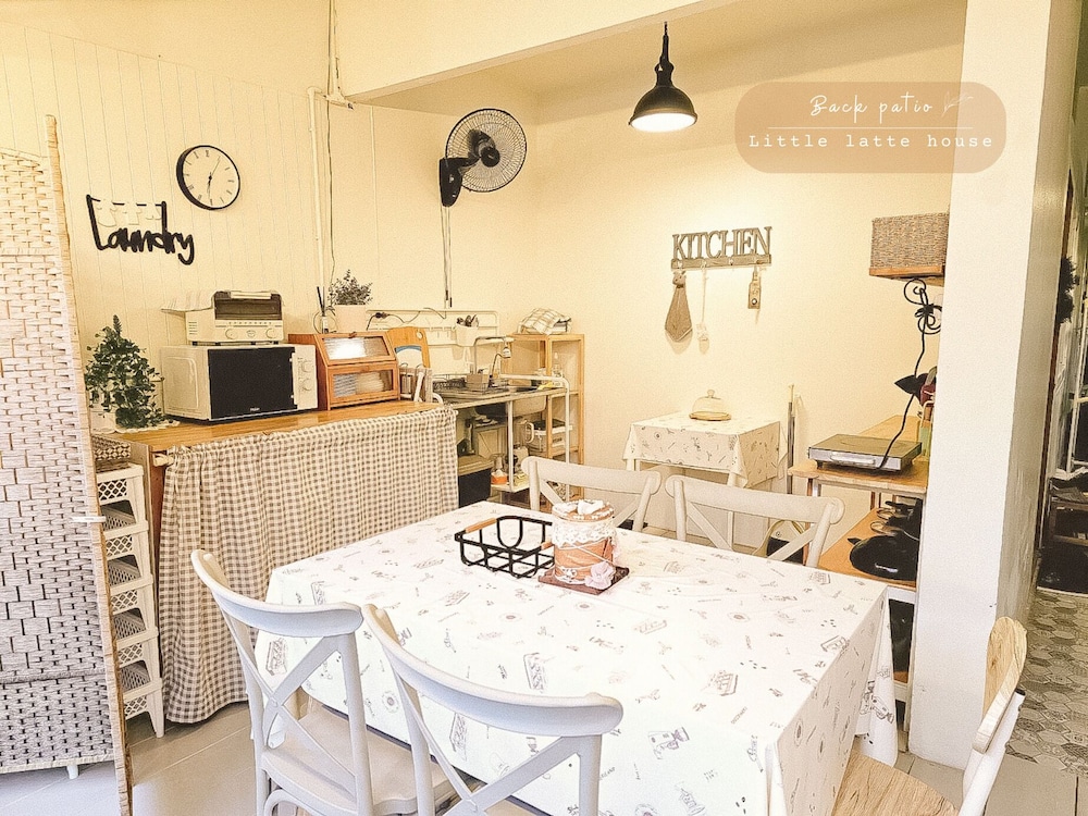 Little Latte House