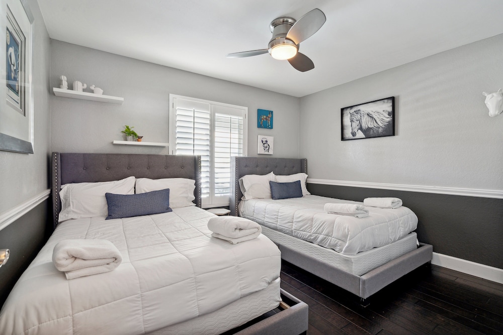 La Privada Stay-heated Pool-in North Scottsdale