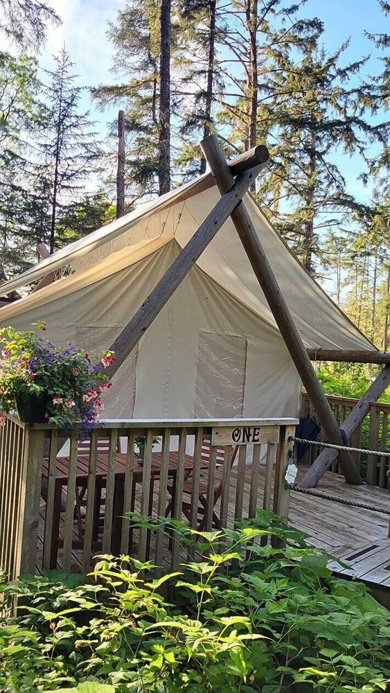 Haida Gwaii Glamping Co.