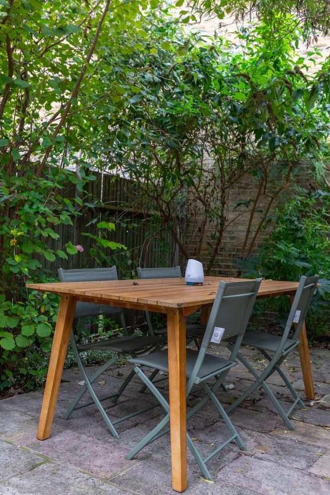 Serene & Stylish 1BD Flat - Tooting Bec!
