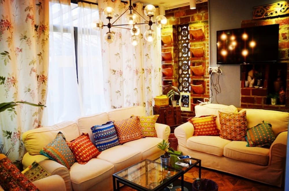 Sharemood Guest House