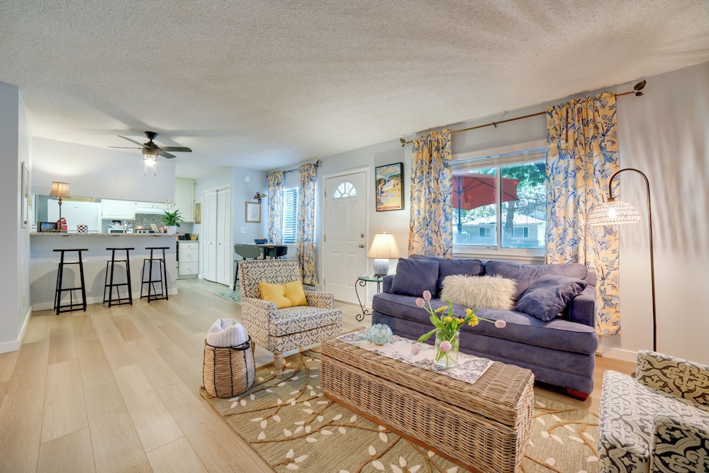 1 Mi to Reno-sparks: Home in Family-friendly Area!