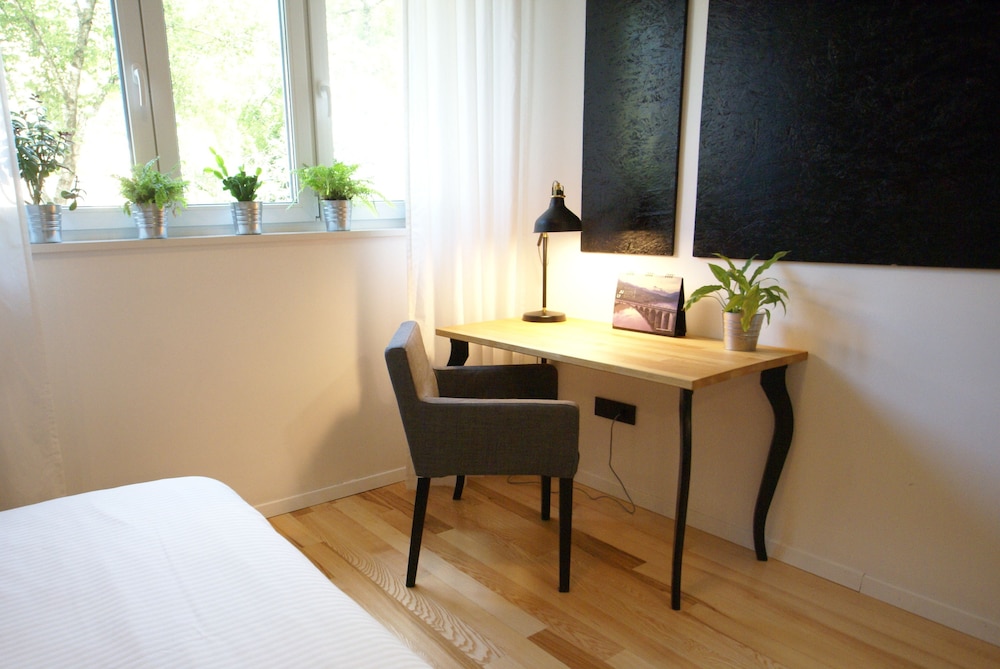 Fingerprint Tree Apartment view 4