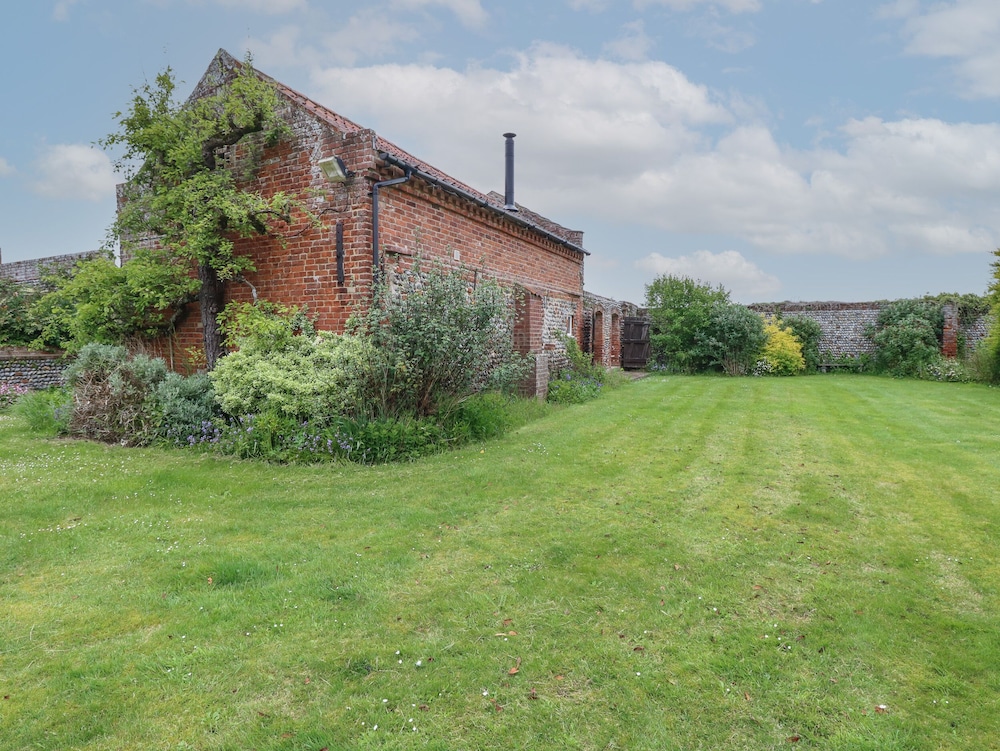 Pear Tree Barn