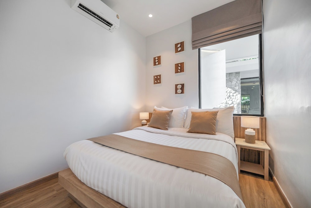 Mövenpick Pool Villa 6BR