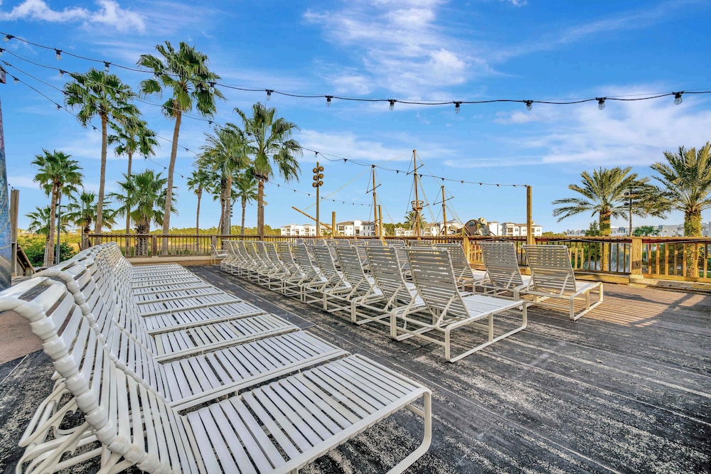 2BR Fireworks View With Pool Spa 5 Minutes to Disney