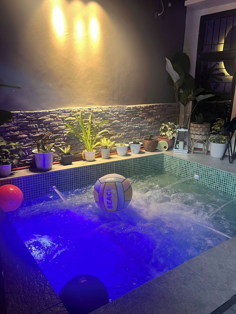 Relax in Style at Angeles' Newest Pool Villa Retreat