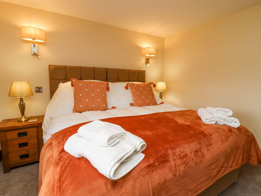Orcaber Farmhouse
