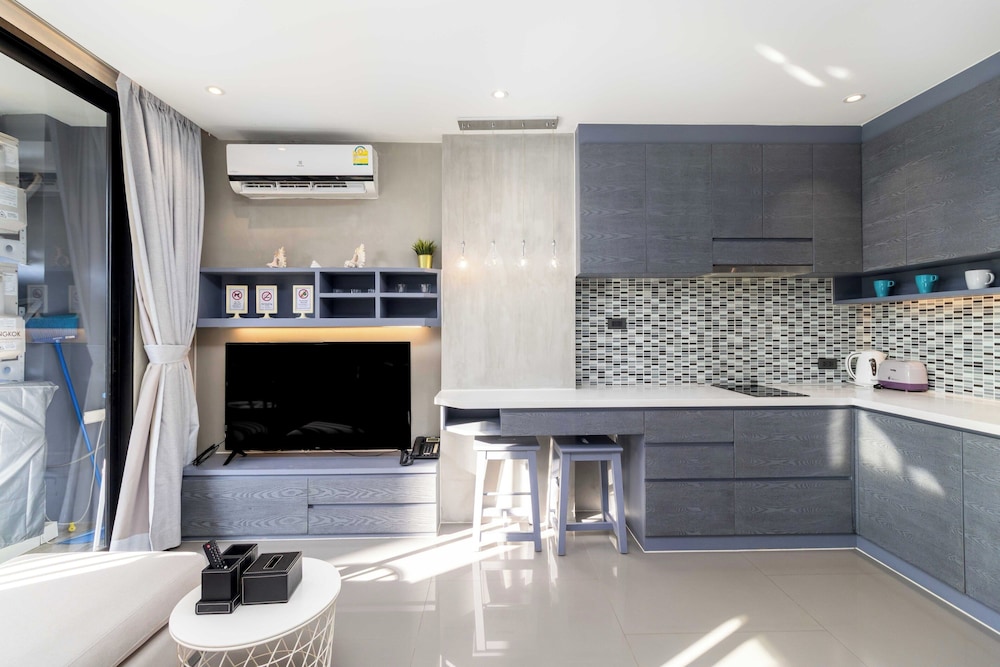 Condo with Full Facilities C255