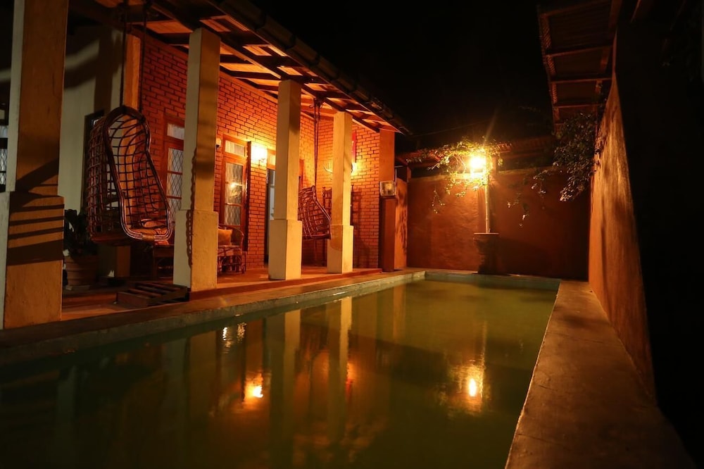 Plantation Retreat