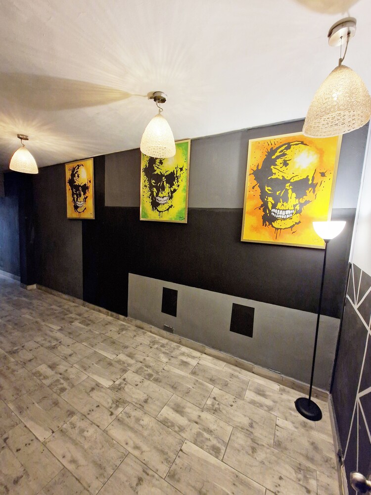 PROMO 18 BDRM Building, Pool+ 5Jacuzzis at Poblado