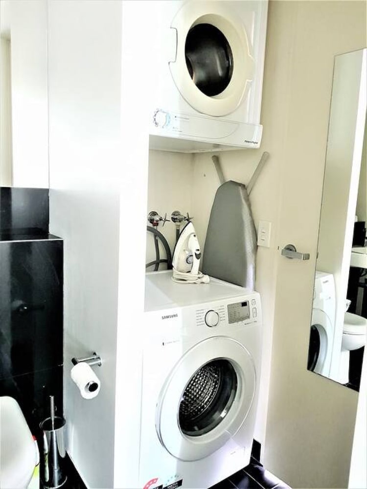 ReadySet Apartments on Collins view 3