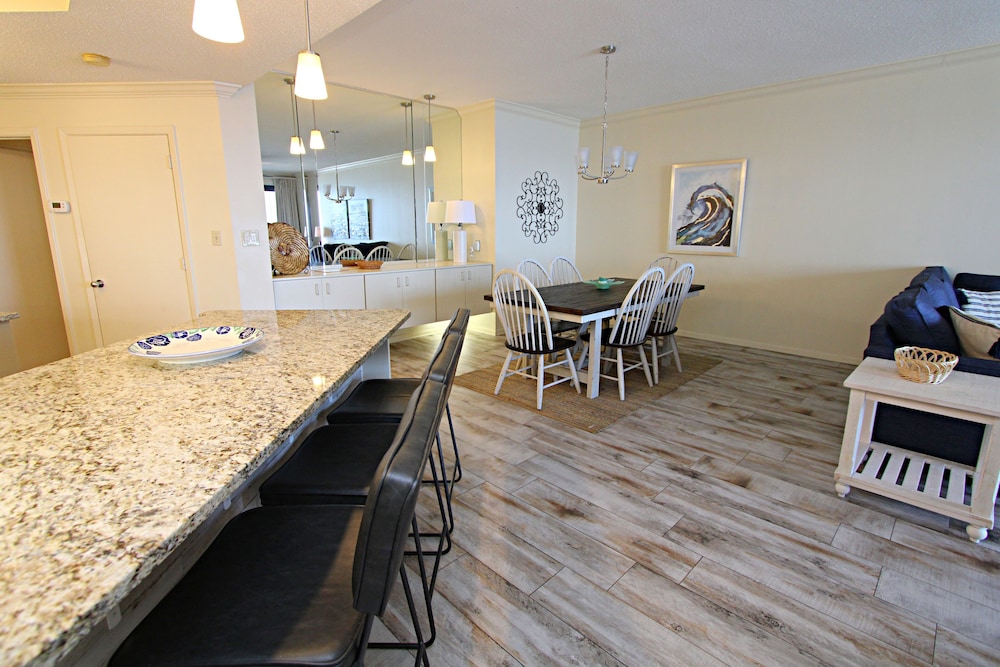 Romar House