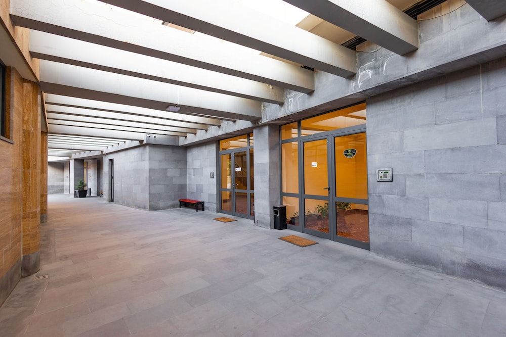 Apartments by Luxe Group DE114