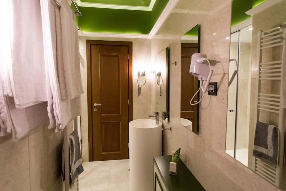 ABI Luxury Villas photo 5