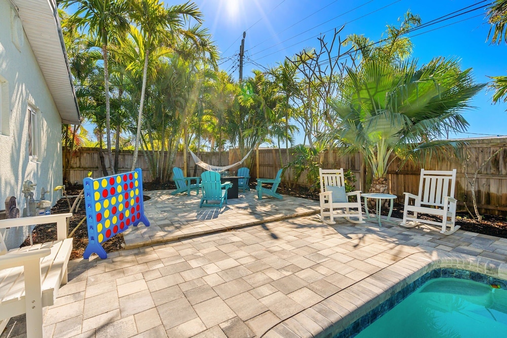 121 Atlantic Blvd