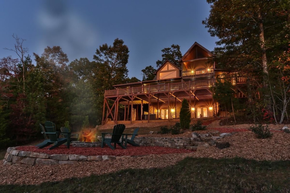 Eagles Breeze Nevaeh Cabin Rentals